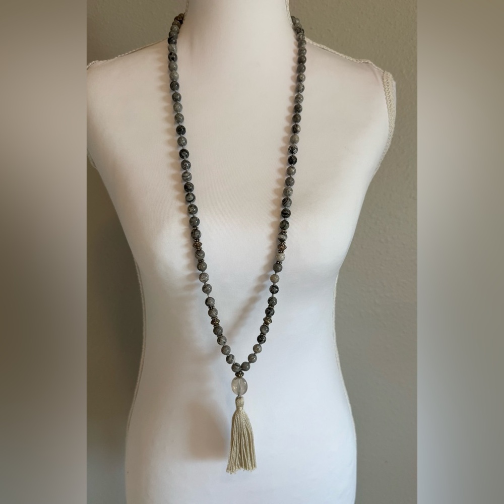 Artisan Handmade Picasso Jasper Knotted Necklace - Silver‎ Tone Accents